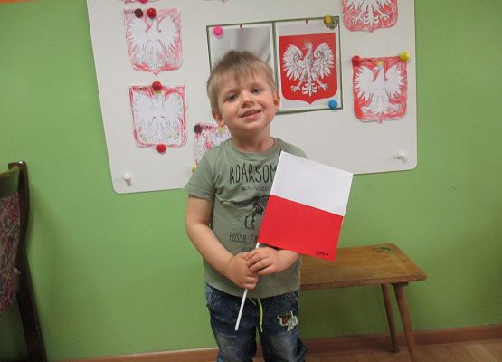 Grafika 36: Symbole narodowe. Konstytucja 3 Maja