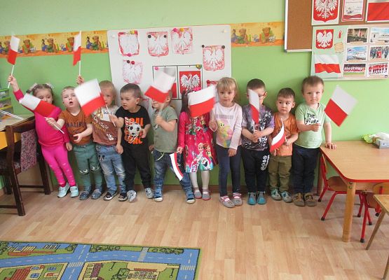 Grafika 43: Symbole narodowe. Konstytucja 3 Maja