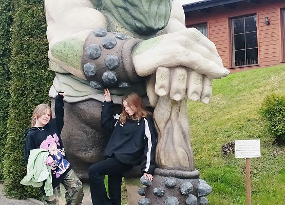 Grafika 10: Wycieczka klasy 8b