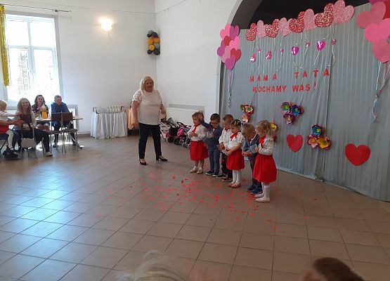 Grafika 30: Dzień Mamy i Taty