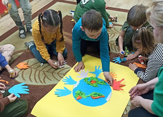 Grafika 15: Dzień Ziemi