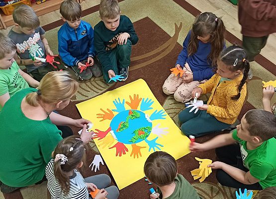 Grafika 20: Dzień Ziemi