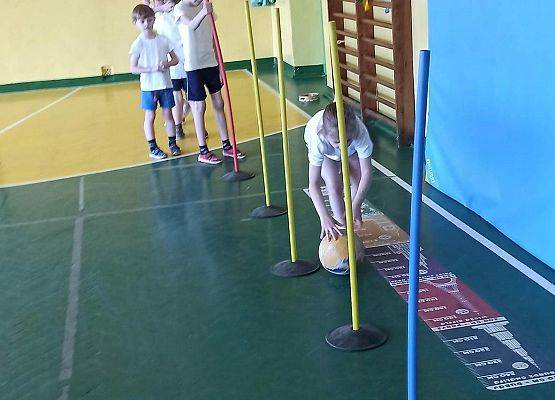 Grafika 3: Ćwiczenia gimnastyczne.