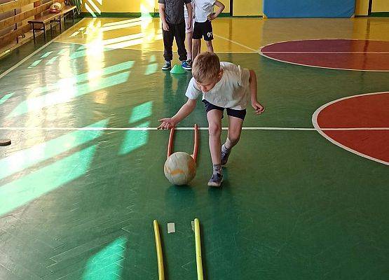 Grafika 4: Ćwiczenia gimnastyczne.