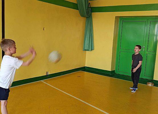 Grafika 21: Ćwiczenia gimnastyczne.