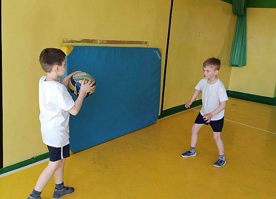 Grafika 27: Ćwiczenia gimnastyczne.