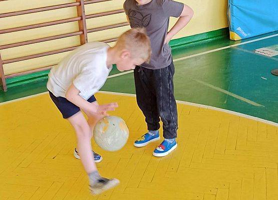 Grafika 30: Ćwiczenia gimnastyczne.