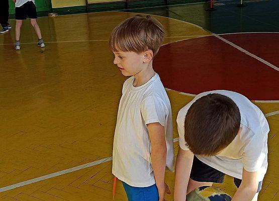 Grafika 33: Ćwiczenia gimnastyczne.