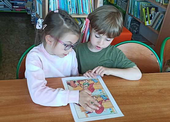 Grafika 12: Dzień Książki