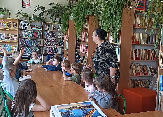 Grafika 2: Dzień Książki