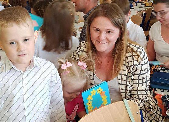 Grafika 14: Dzień Mamy i Taty