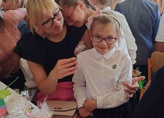 Grafika 18: Dzień Mamy i Taty