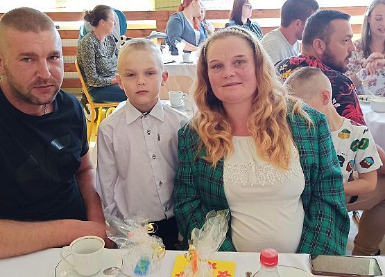 Grafika 23: Dzień Mamy i Taty