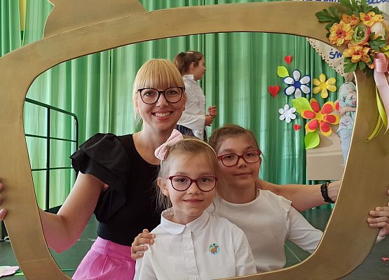 Grafika 2: Dzień Mamy i Taty