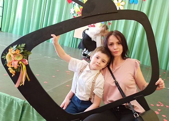 Grafika 4: Dzień Mamy i Taty