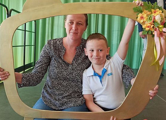 Grafika 10: Dzień Mamy i Taty