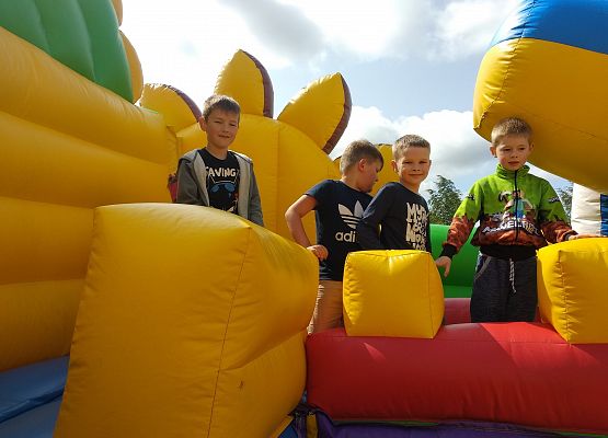 Grafika 9: ŚWIĘTO DZIECI