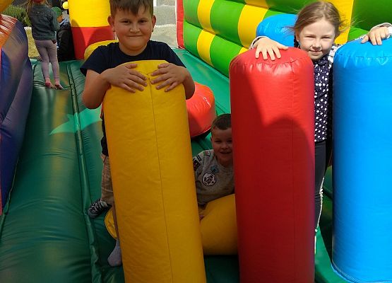 Grafika 11: ŚWIĘTO DZIECI