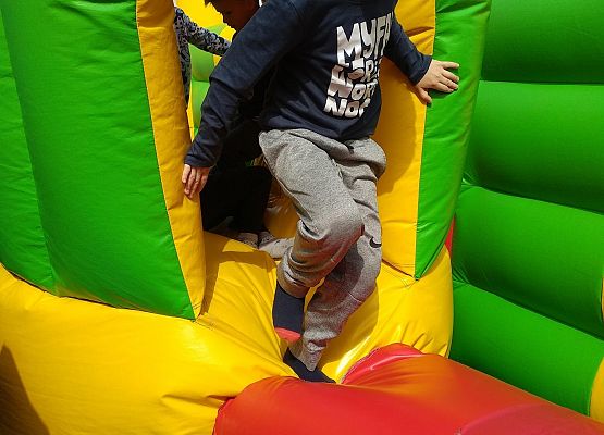 Grafika 15: ŚWIĘTO DZIECI