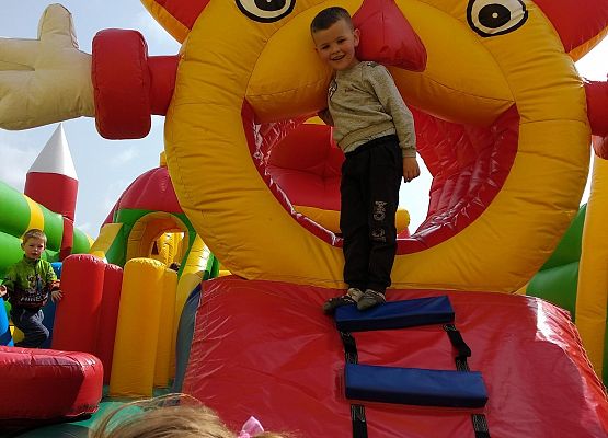 Grafika 25: ŚWIĘTO DZIECI