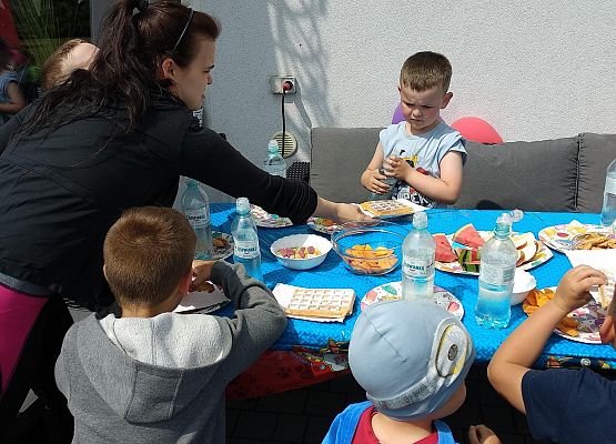 Grafika 34: ŚWIĘTO DZIECI