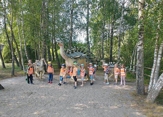 Grafika 59: Wycieczka do Parku Dinozaurów