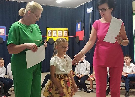 Grafika 9: Uroczystość zakończenia roku szkolnego