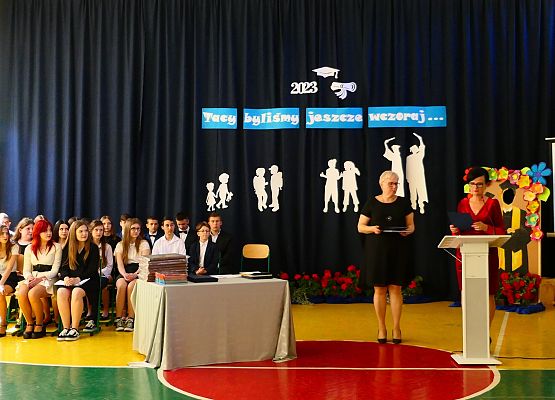 Grafika 31: Pożegnanie klas ósmych