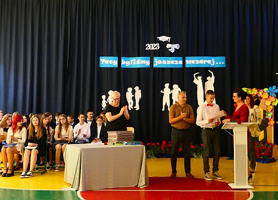 Grafika 61: Pożegnanie klas ósmych