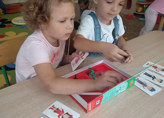 Grafika 13: WITAMY NOWY ROK W PRZEDSZKOLU