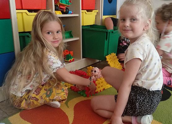 Grafika 22: WITAMY NOWY ROK W PRZEDSZKOLU