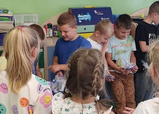 Grafika 2: Dzień Chłopaka