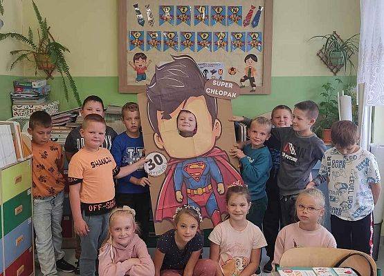 Grafika 3: Dzień Chłopaka