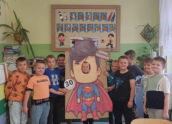 Grafika 4: Dzień Chłopaka