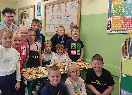 Szkoła gotowania w kl. II grafika