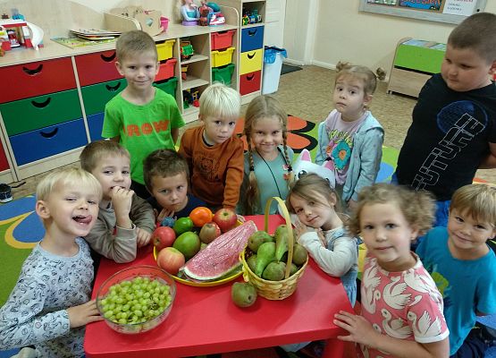 Grafika 1: OWOCOWY TYDZIEŃ