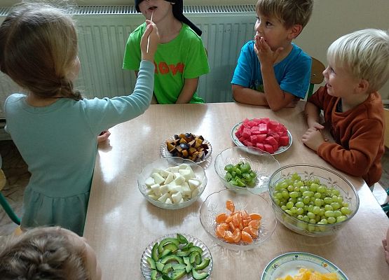 Grafika 10: OWOCOWY TYDZIEŃ