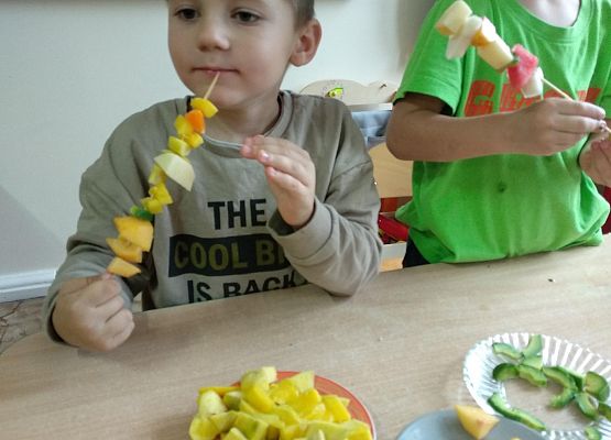 Grafika 15: OWOCOWY TYDZIEŃ