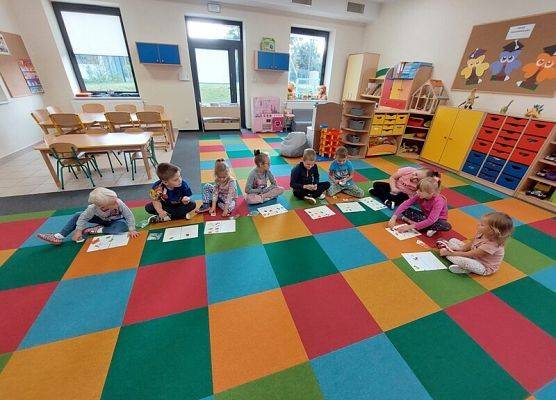 Grafika 1: DARY  JESIENI