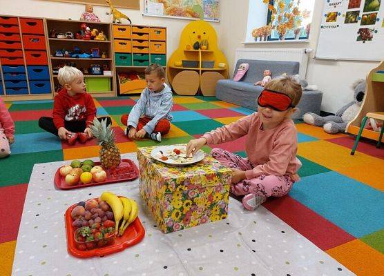 Grafika 11: DARY  JESIENI