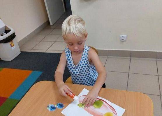 Grafika 16: DARY  JESIENI