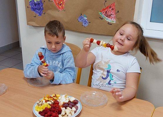 Grafika 21: DARY  JESIENI