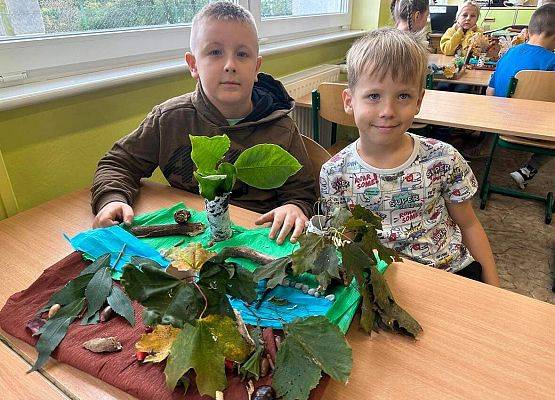 Grafika 10: Budowa lasu oczami uczniów klasy III.