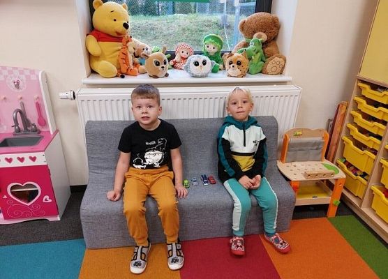 Grafika 10: DZIEŃ ZABAWEK