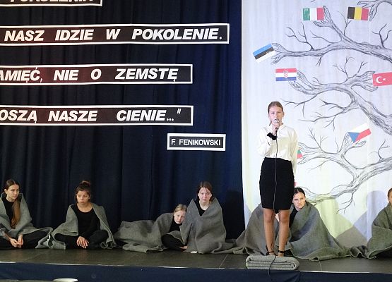 Uroczystość 20lecia nadania imienia Szkole Podstawowej w Garczegorzu.