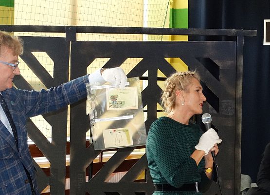 Uroczystość 20lecia nadania imienia Szkole Podstawowej w Garczegorzu.