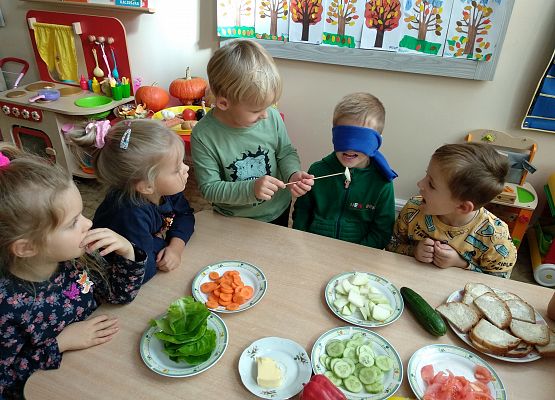 Grafika 11: NA STRAGANIE