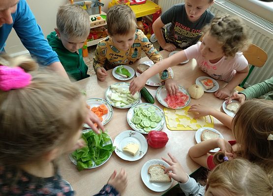 Grafika 13: NA STRAGANIE