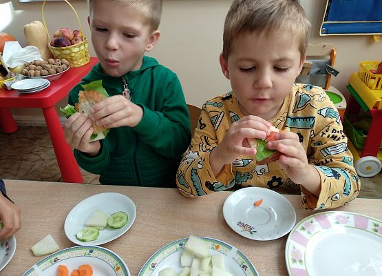 Grafika 16: NA STRAGANIE