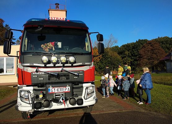 Grafika 4: Z WIZYTĄ U STRAŻAKÓW